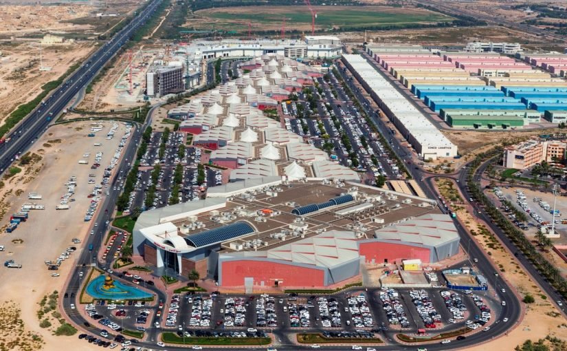 czgjawrwcaatotb-825x510-2 مجمع سوق التنين 2 المدينة العالمية