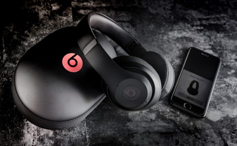 d8a3d981d8b6d984-d986d988d8b9-d8b3d985d8a7d8b9d8a7d8aa-d987d98ad8afd981d988d986-825x510-2 أفضل نوع سماعات هيدفون