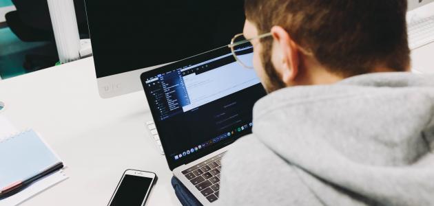 أمور ينبغي القيام بها في الجامعة تحضيرًا للحصول على وظيفة أمور ينبغي القيام بها في الجامعة تحضيرًا للحصول على وظيفة