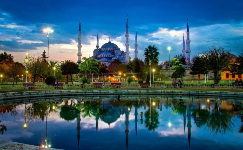 d8a7d8acd985d984-d8afd988d984-d8a7d984d8b9d8a7d984d985-825x510-2 اجمل دول العالم للسياحة 2020