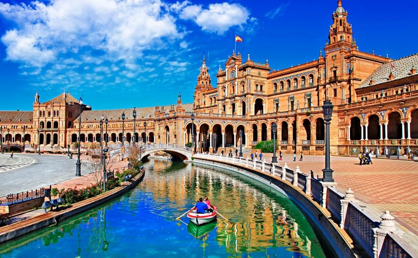 d8a7d984d8b3d98ad8a7d8add8a9-d981d98a-d8a7d8b3d8a8d8a7d986d98ad8a7-d984d984d8b9d988d8a7d8a6d984-825x510-2 السياحة في اسبانيا 2020