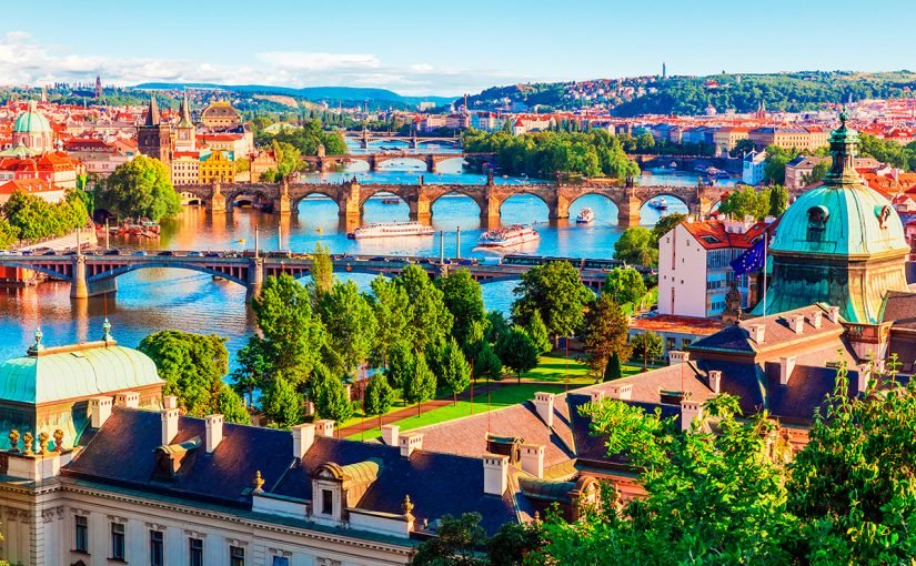 d8a7d984d8b3d98ad8a7d8add8a9-d981d98a-d8a7d984d8aad8b4d98ad983-825x510-2 اماكن السياحة في التشيك
