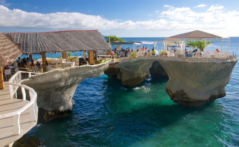 d8a7d984d8b3d98ad8a7d8add8a9-d981d98a-d8a7d984d981d984d8a8d98ad986-d984d984d8b4d8a8d8a7d8a8-825x510-2 السياحة في الفلبين للشباب