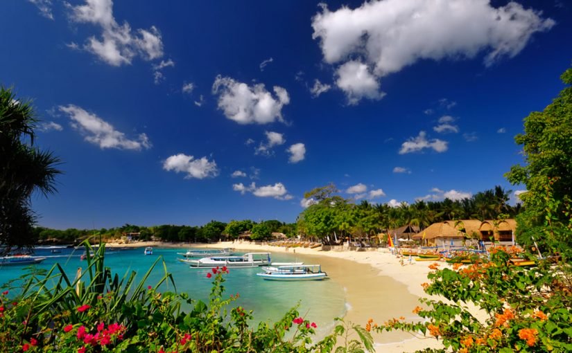 d8a7d984d8b3d98ad8a7d8add8a9-d981d98a-d8a7d986d8afd988d986d98ad8b3d98ad8a7-d984d984d8b4d8a8d8a7d8a8-825x510-2 السياحة في اندونيسيا للشباب