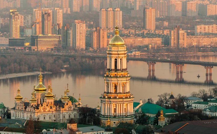 d8a7d984d8b3d98ad8a7d8add8a9-d981d98a-d8a7d988d983d8b1d8a7d986d98ad8a7-d981d98a-d8a7d984d8b4d8aad8a7d8a1-825x510-2 السياحة في اوكرانيا في الشتاء