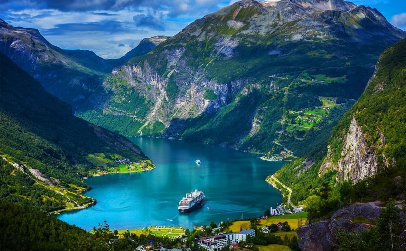 d8a7d984d986d8b1d988d98ad8ac-d8a7d984d985d8b3d8a7d981d8b1d988d986-d8a7d984d8b9d8b1d8a8-825x510-2 السياحة في النرويج العرب المسافرون