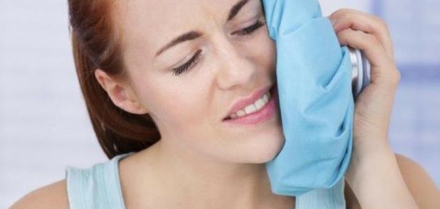 انتفاخ الخدود