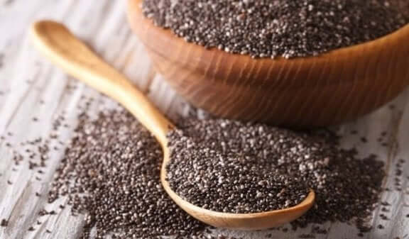 بذور الشيا و الأومليت الإسباني