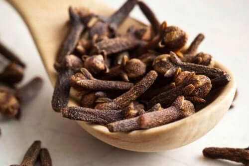 d8a8d8b1d8a7d8b9d985-d982d8b1d986d981d984 براعم القرنفل