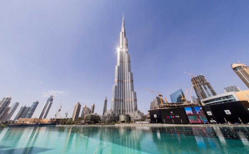 d8a8d8b1d8ac-d8aed984d98ad981d8a9-d8a7d984d8a3d8b7d988d984-d981d98a-d8a7d984d8b9d8a7d984d985-825x510-2 برج خليفة الأطول في العالم