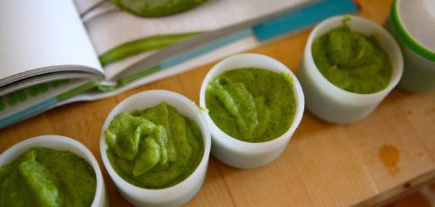 تغذية الطفل في الشهر الرابع