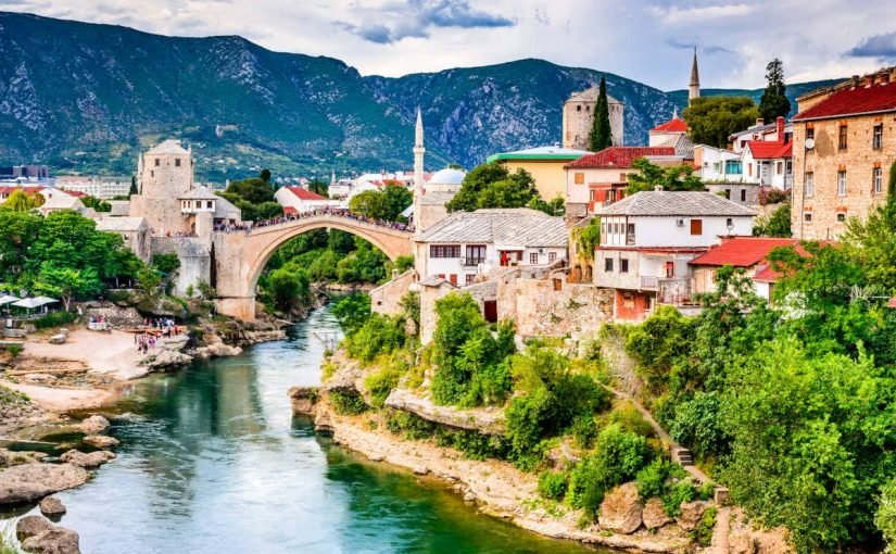 d8aad983d984d981d8a9-d8a7d984d8b3d98ad8a7d8add8a9-d981d98a-d8a7d984d8a8d988d8b3d986d8a9-d988d8a7d984d987d8b1d8b3d983-825x510-2 تكلفة السياحة في البوسنة والهرسك