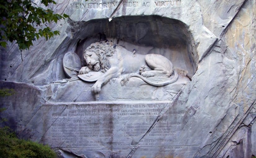 d8aad985d8abd8a7d984-d8a7d984d8a7d8b3d8af-d8a7d984d986d8a7d8a6d985-825x510-2 تمثال الاسد النائم