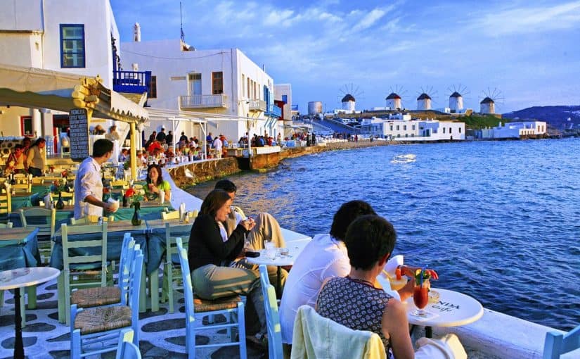 d8acd8b2d8b1-d8a7d984d98ad988d986d8a7d986-d8b1d8aed98ad8b5-d8b4d987d8b1-d8a7d984d8b9d8b3d984-825x510-2 جزر اليونان رخيص شهر العسل