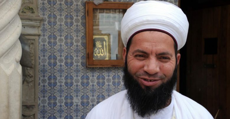 d8add8acd98ad985d98a-780x405-1500x9999-c حجيمي يثمن قرار تشديد العقوبات على كل من يهين أو يتعدى على الإمام