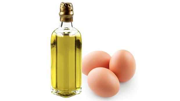 زيت اللوز مع البيض