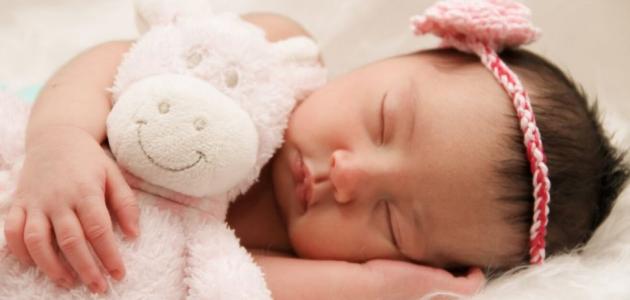 سبب البراز الاخضر عند الرضع وعلاجه