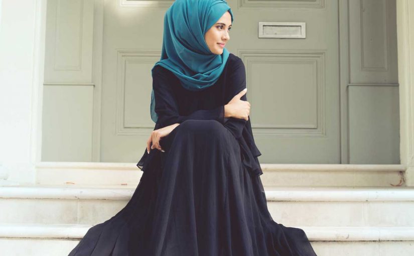 d8b3d988d982-d8a7d984d8b9d8a8d8a7d98ad8a7d8aa-d981d98a-d8a7d984d8b4d8a7d8b1d982d8a9-825x510-2 سوق العبايات في الشارقة