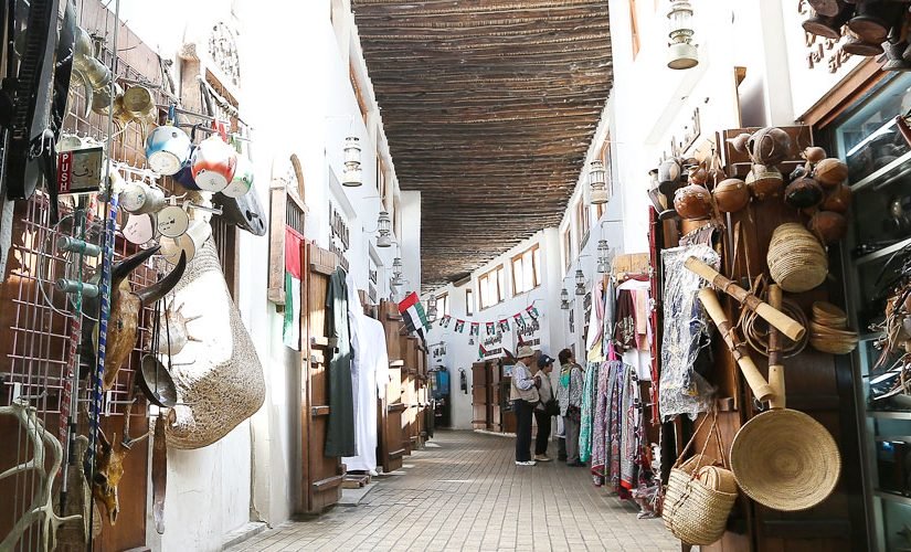 d8b3d988d982-d8a7d984d8b9d8b1d8b5d8a9-d981d98a-d8a7d984d8b4d8a7d8b1d982d8a9-825x500-2 سوق العرصة في الشارقة