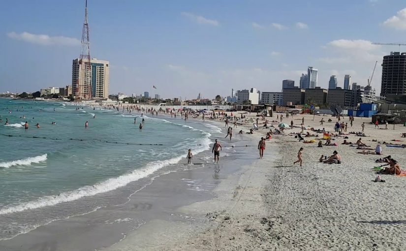 d8b4d8a7d8b7d8a6-d8a7d984d8aed8a7d986-d981d98a-d8a7d984d8b4d8a7d8b1d982d8a91-825x510-2 شاطئ الخان في الشارقة