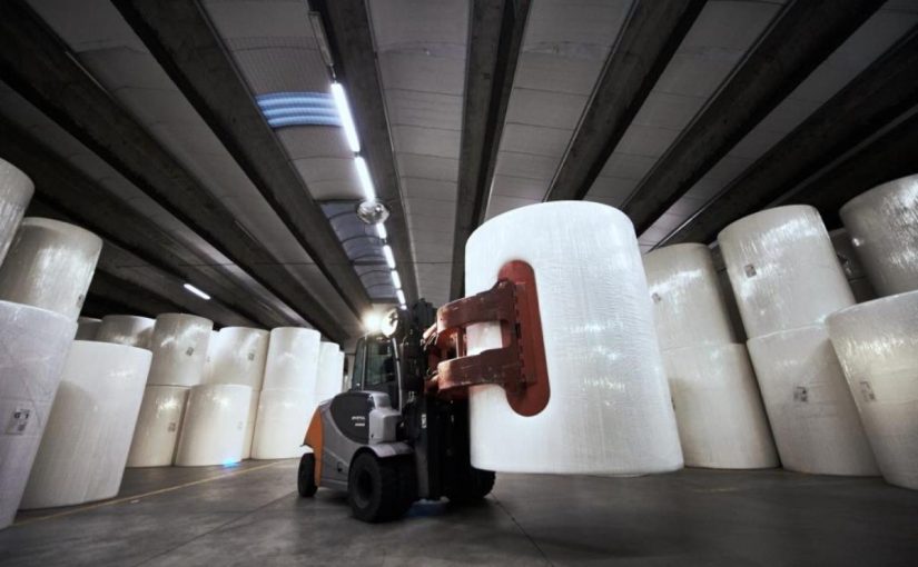 d8b5d986d8a7d8b9d8a9-d8a7d984d988d8b1d982-825x510-2 كيفية صنع الورق في المصانع