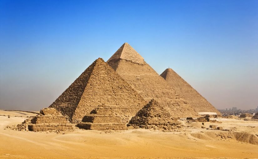 d8b9d8acd8a7d8a6d8a8-d8a7d984d8afd986d98ad8a7-d8a7d984d8b3d8a8d8b9-d8a8d8a7d984d8b5d988d8b1-825x510-2 عجائب الدنيا السبع بالصور