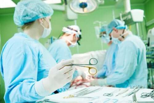 d8b9d985d984d98ad8a9-d8acd8b1d8a7d8add98ad8a9 عملية جراحية