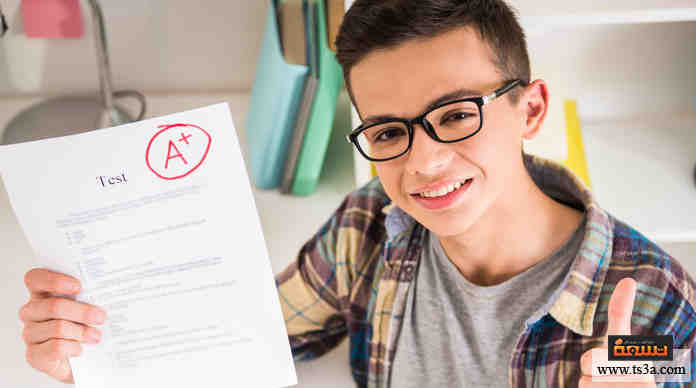 تقديراتك الدراسية هي ...