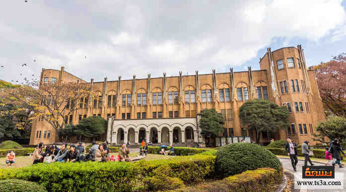 إذا كانت لديك فرصة للذهاب إلى جامعة أخرى، هل تقبل؟