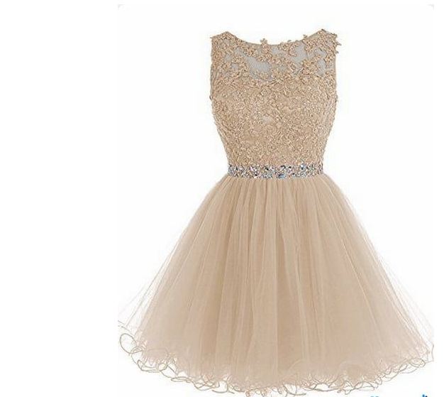 فساتين قصيرة ناعمة فساتين قصيرة ناعمة