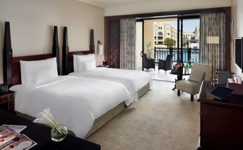 d981d986d8a7d8afd982-5-d986d8acd988d985-d981d98a-d8afd8a8d98a-825x510-2 فنادق دبي خمس نجوم رخيصه