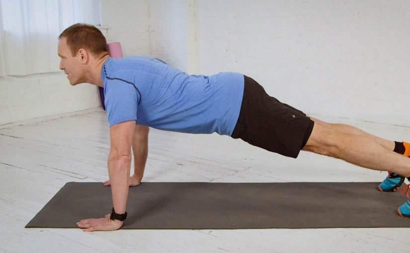 d981d988d8a7d8a6d8af-d8aad985d8b1d98ad986-d8a7d984d8b6d8bad8b7-825x510-2 فوائد تمرين الضغط