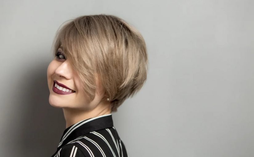 d982d8b5d8a7d8aa-d8b4d8b9d8b1-d8acd8afd98ad8afd987-825x510-2 قصات شعر جديده