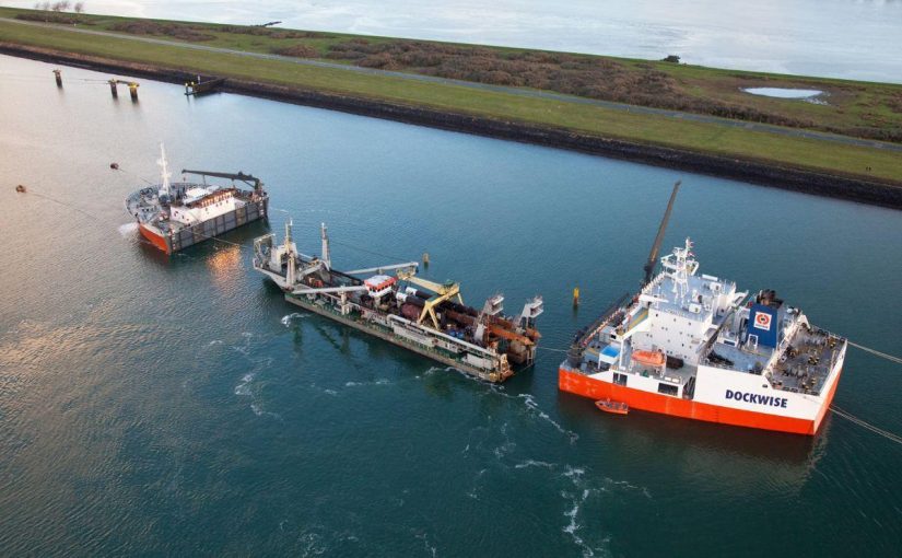 قناه السويس اطول قناه