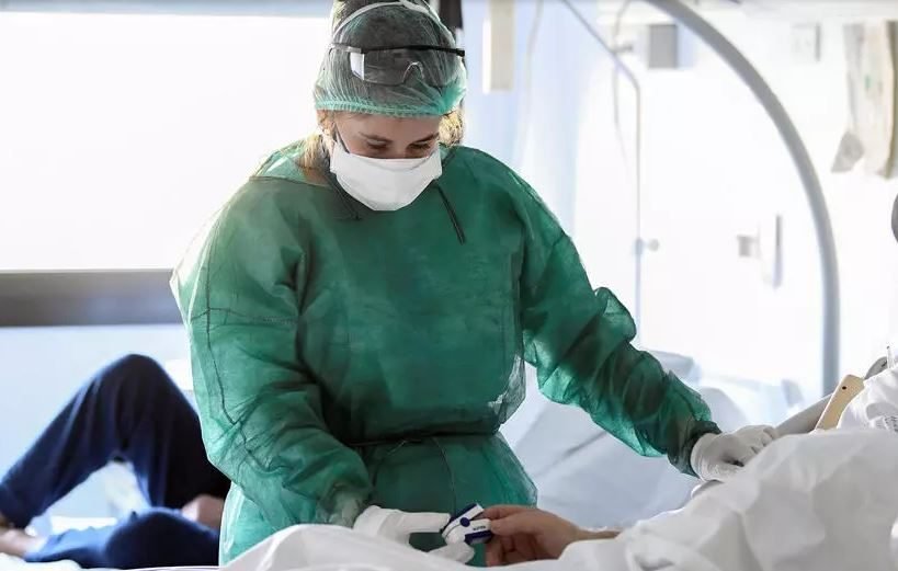 d983d988d8b1d988d986d8a7-1500x9999-c-2 وفيات كورونا في إسبانيا تتجاوز الـ20 ألفا