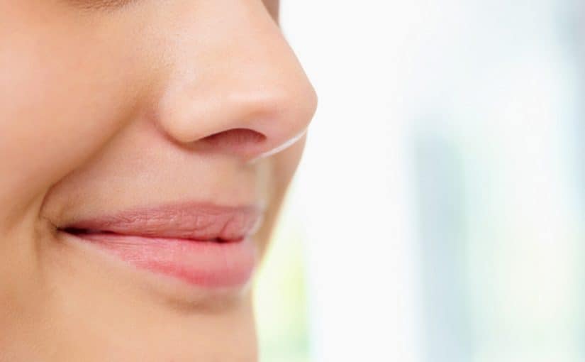 d983d98ad981d98ad8a9-d8aad8b5d8bad98ad8b1-d8a7d984d8a3d986d9812-825x510-2 كيفية تصغير الأنف