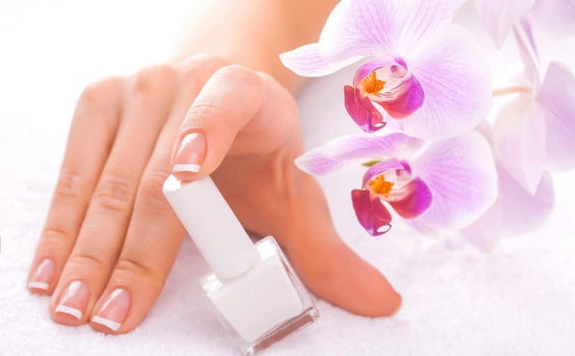 d984d988d986-d8a7d984d985d988d986d983d98ad8b1-d8a7d984d985d986d8a7d8b3d8a8-d984d981d8b3d8aad8a7d986-d8b3d98ad985d988d986-825x510-2 لون المونكير المناسب لفستان سيمون