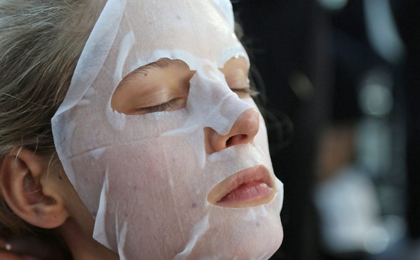 d985d8a7-d981d988d8a7d8a6d8af-d8a7d984d8aed985d98ad8b1d8a9-d984d984d8a8d8b4d8b1d8a9-d8a7d984d8afd987d986d98ad8a9-825x510-2 ما فوائد الخميرة للبشرة الدهنية