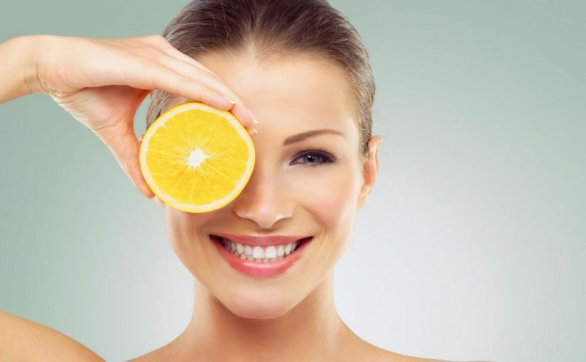 d985d8a7d8b3d983-d981d98ad8aad8a7d985d98ad986-d8b3d98a-d8a7d984d981d988d8a7d8b1-d988d8a7d984d8b2d8a8d8a7d8afd98a-825x510-2 ماسك فيتامين سي الفوار والزبادي