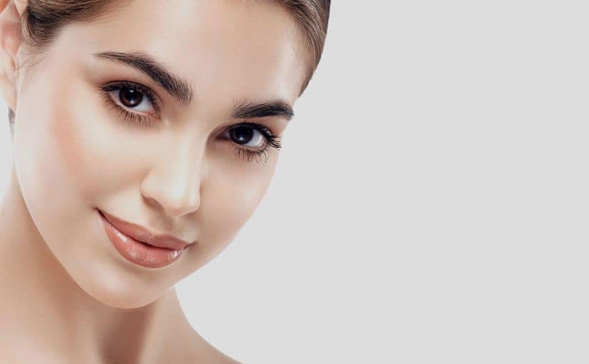 d985d8a7d8b3d983d8a7d8aa-d8b7d8a8d98ad8b9d98ad8a9-d984d8aad981d8aad98ad8ad-d8a7d984d8a8d8b4d8b1d8a9-825x510-2 ماسكات طبيعية لتفتيح البشرة