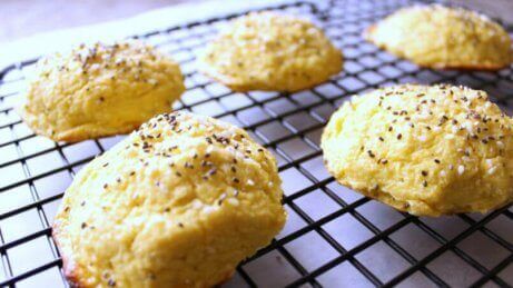 مخبوزات السمسم