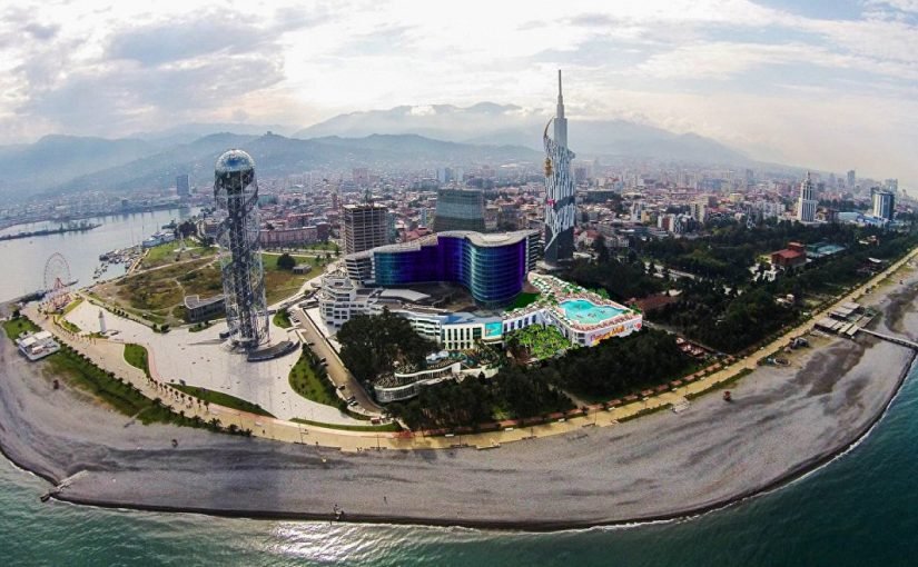 d985d8afd98ad986d8a9-d8a8d8a7d8aad988d985d98a-825x510-2 مدينة باتومي