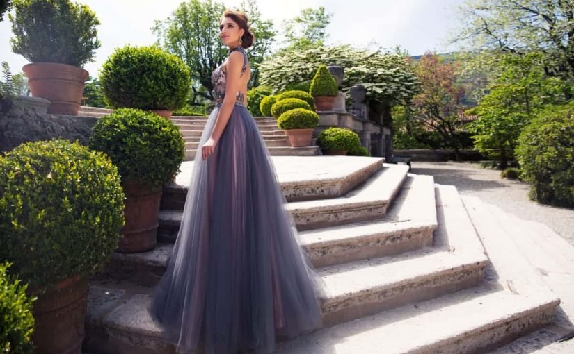 d985d988d8afd98ad984d8a7d8aa-d981d8b3d8a7d8aad98ad986-d981d8aed985d8a9-d8acd8afd8a7-825x510-2 أحدث موضة فساتين خطوبة 2020