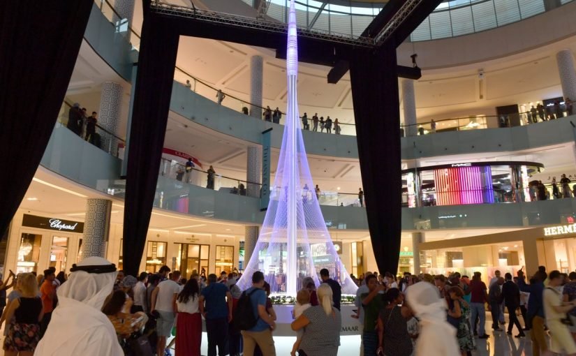 dgo9qy5xcaer6bp-825x510-2 دبي سكوير