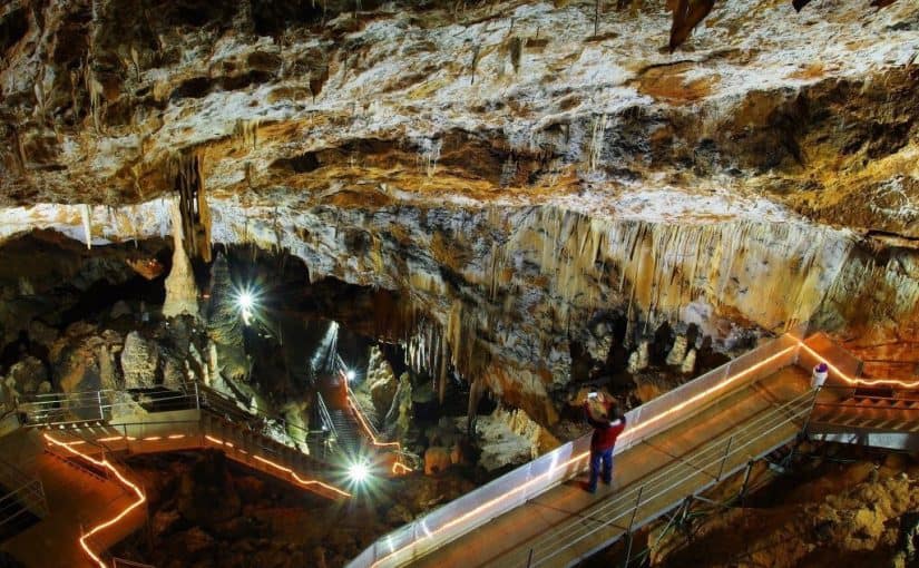 dndzbbbw0auceve-825x510-2 بورصة مغارة