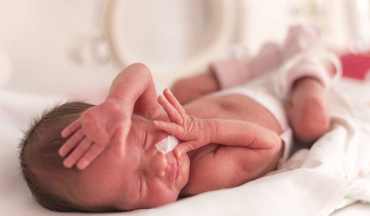 ولادة مبكرة