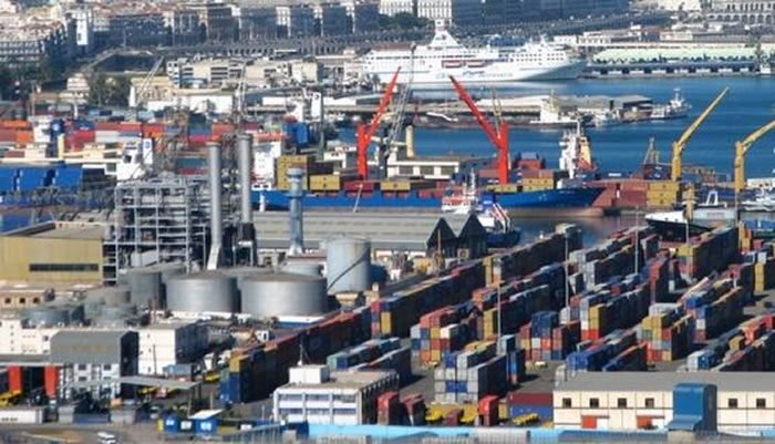 img-20200427-wa0008-1500x9999-c إيطاليا تتصدر أولى زبائن الجزائر والصين أول ممون لها