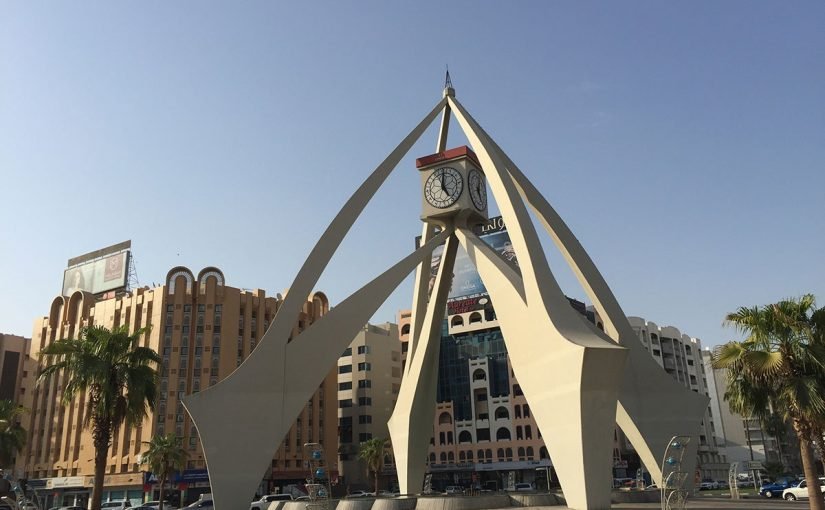 img_8848-825x510-2 برج الساعة في دبي