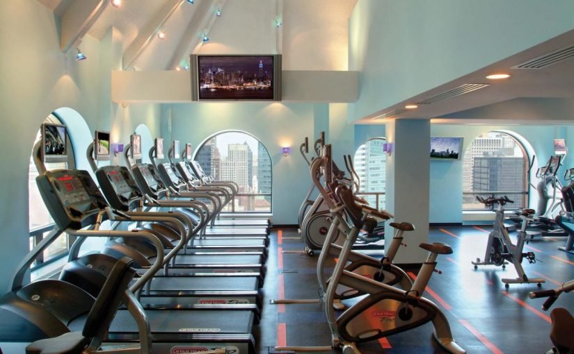 marriott-east-side-fitness-center_7b44395d-5056-a36f-2388543f07b67cc8-825x510-2 أفضل 3 مراكز سبا و نوادي صحية في دبي