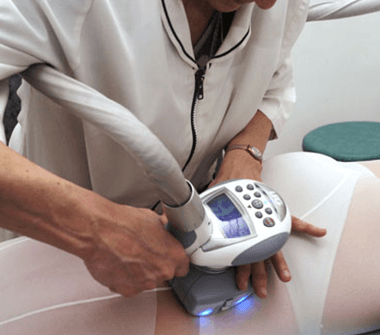 massage_suction-2-380x335-1 12.التدليك وشفط الدهون :